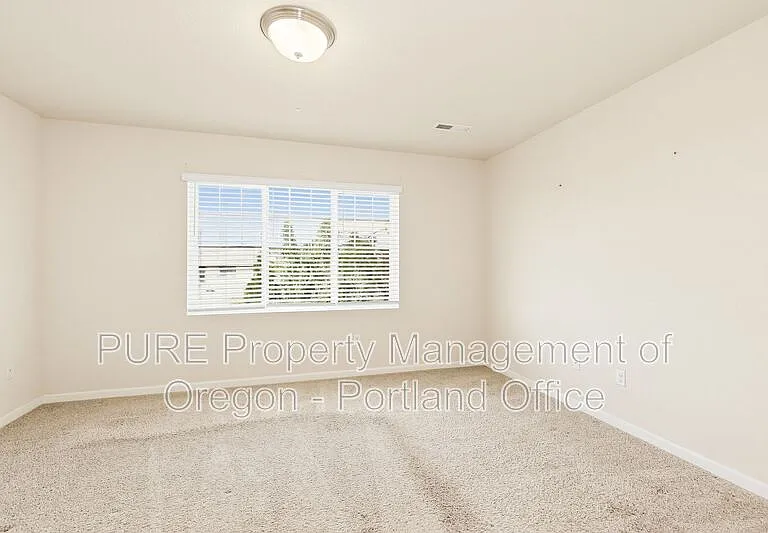 6714 NW 158th Ave — Photo 22
