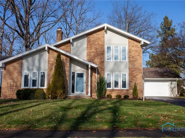 928 Bexley Dr, Perrysburg, OH 43551