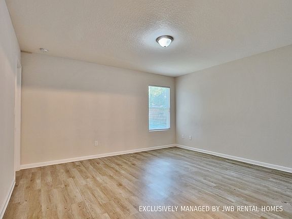 5th image of 7993 Dekle Ave