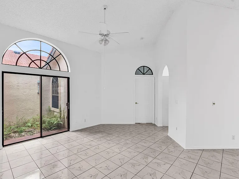 12382 Pleasant Green Way — Photo 40