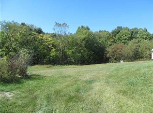 147 County Line Rd, Burgettstown, PA 15021