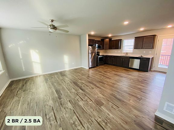 2nd image of 1356 SE Bishop Dr #802480a88