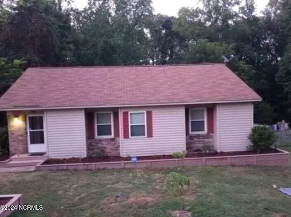 1007 Campbell Drive, Rockingham, NC 28379