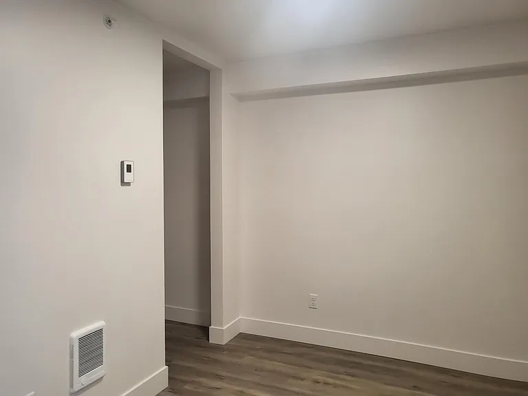 3215 S Russell St #304 — Photo 7