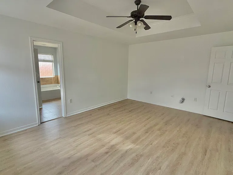 2107 Gail Dr — Photo 11