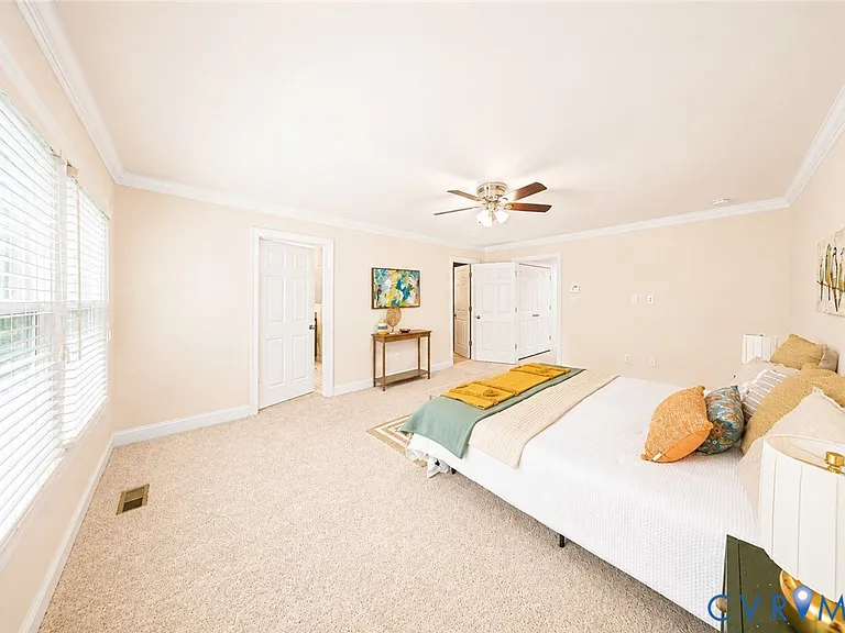 5421 Hickory Ann Dr — Photo 29