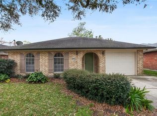 4712 Southshore Dr, Metairie, LA 70002