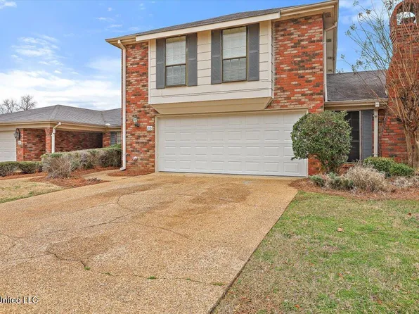 210 Old Oak Cir, Brandon, MS 39042