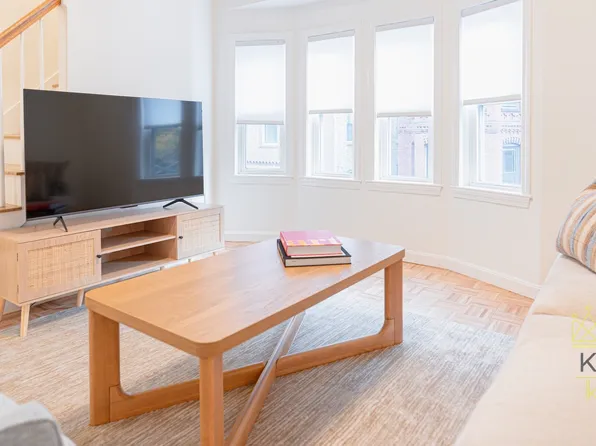 5 Davis Ave APT 6, Brookline, MA 02445