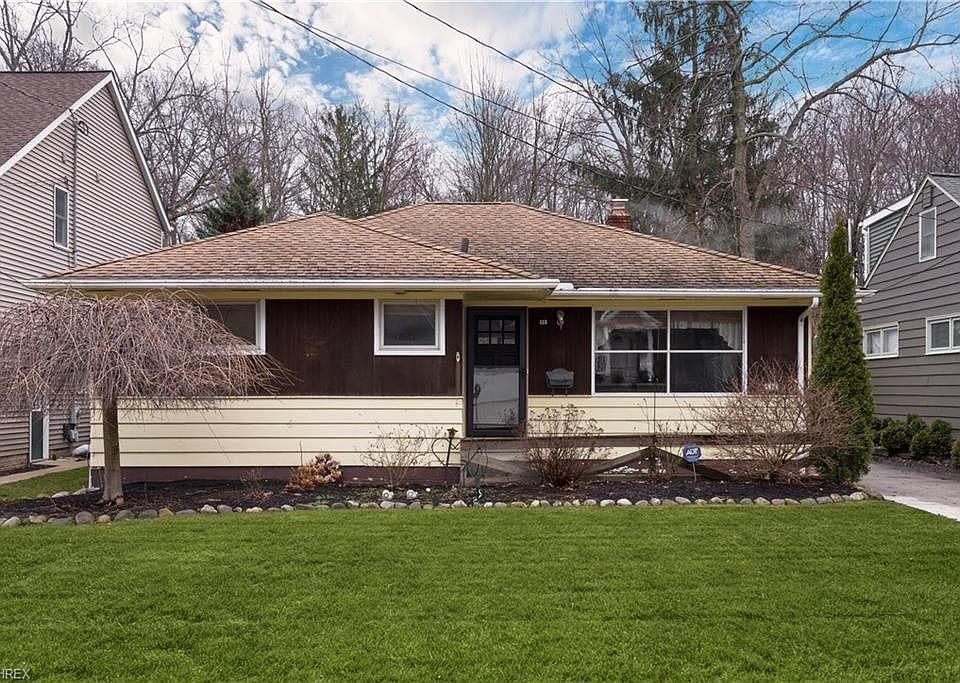 1st image of 69 Eagle Cliff Dr