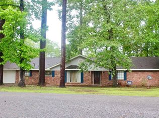 111 Azalea Dr, Dequincy, LA 70633