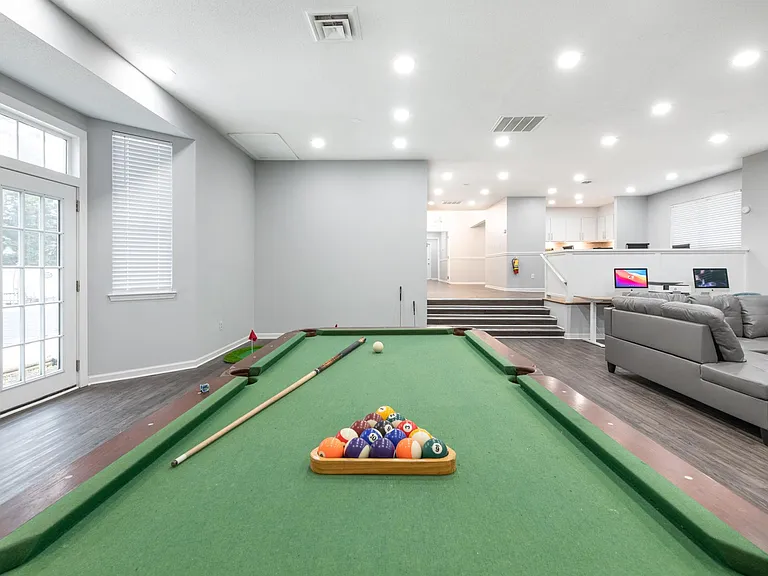The Cove Apartment Homes — Photo 42
