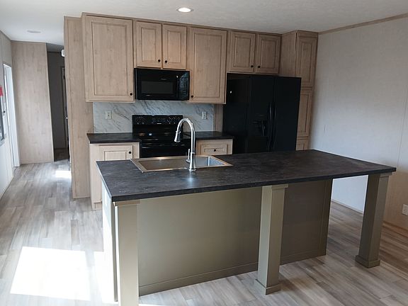 5th image of 308 Knoll Ridge Rd