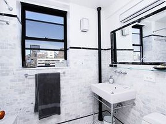 5th image of 200 W 20th St #1409/10