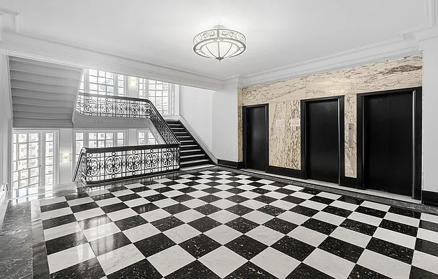 Rented by CitySites Real Estate Group | media 17