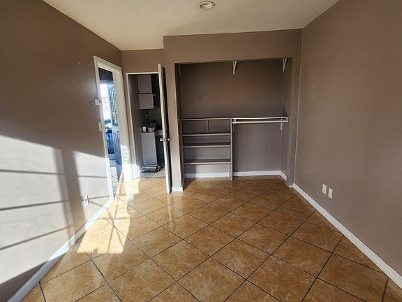 4th image of 243 W 57th St #1