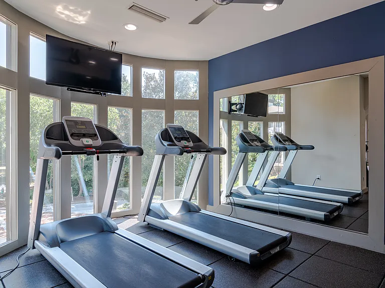 45Eighty Dunwoody — Photo 11