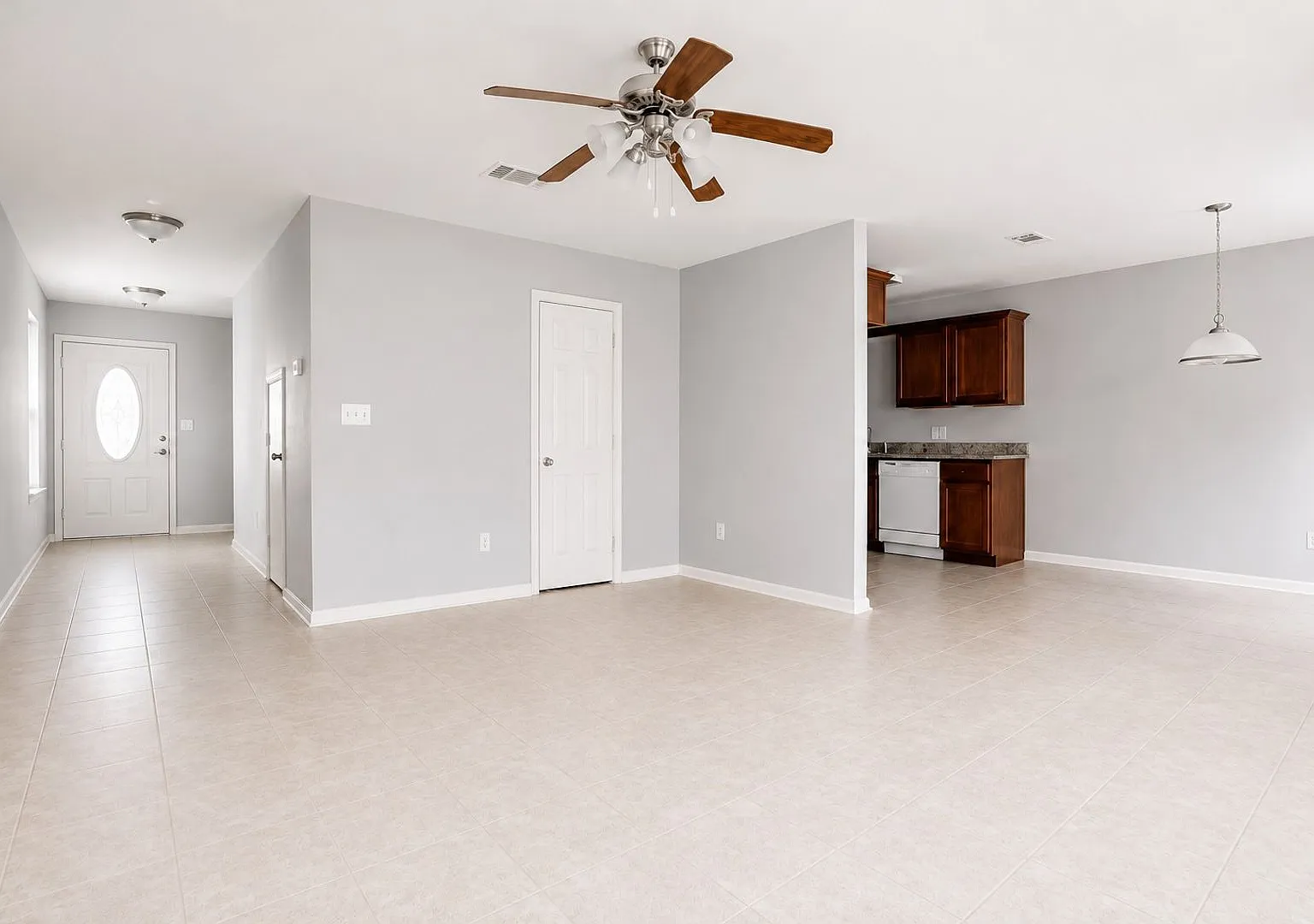 1109-1111 Parkway Trail — Photo 4