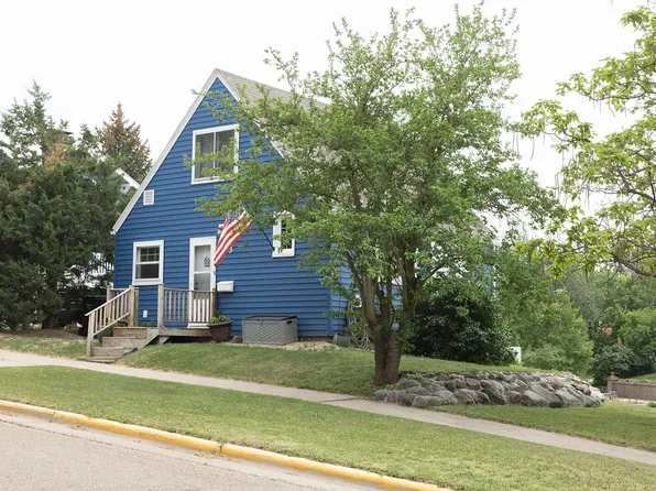 103 E Wynoka St, Pierre, SD 57501