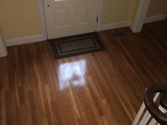 Foyer w/ refinished flooring