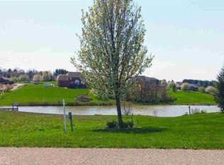 2120 Peakland Way, Christiansburg, VA 24073