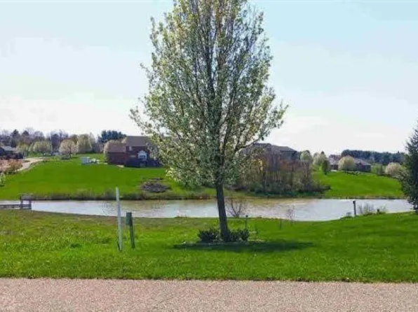 2120 Peakland Way, Christiansburg, VA 24073