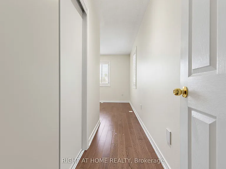 2628 Bur Oak Ave — Photo 30