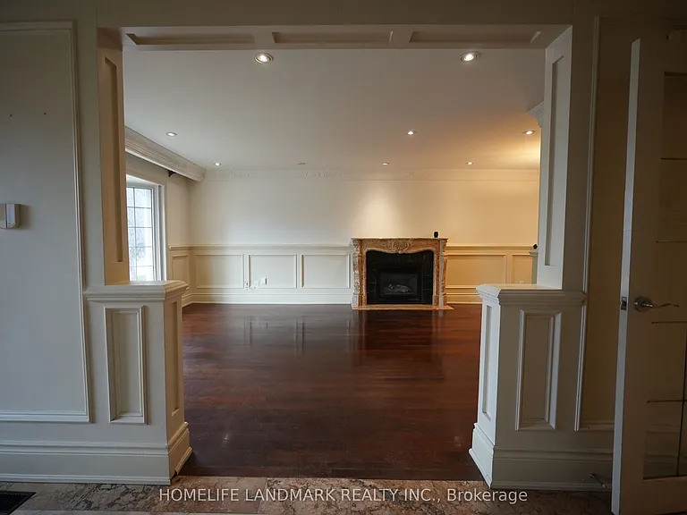 138 Newton Dr — Photo 5