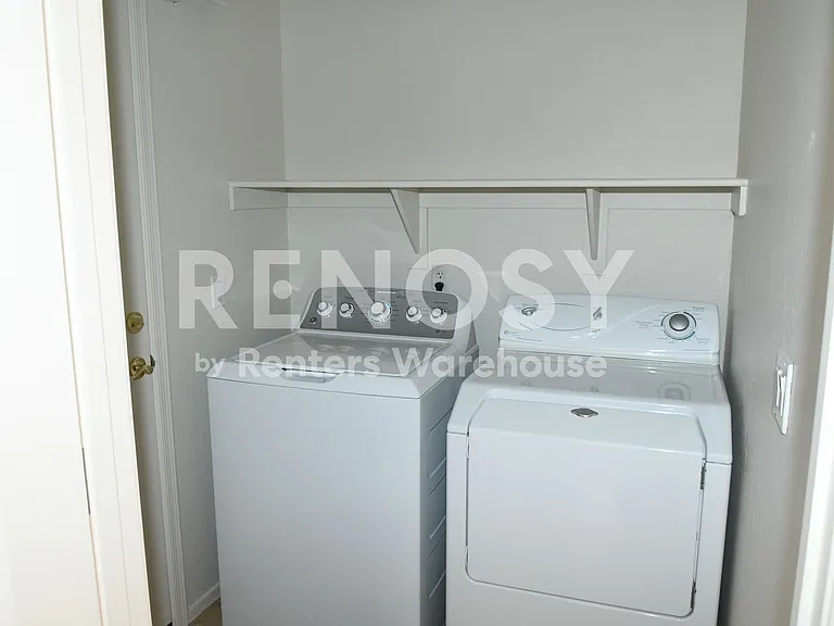 8757 E Avalon Dr — Photo 22