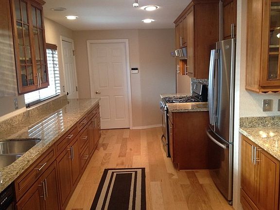 4th image of 4107 N Highland St