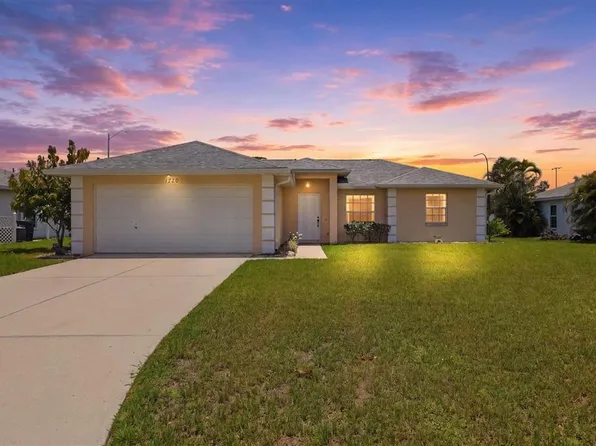1720 Country Meadows Dr, Sarasota, FL 34235