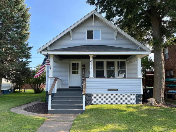 811 W A St, Iron Mountain, MI 49801