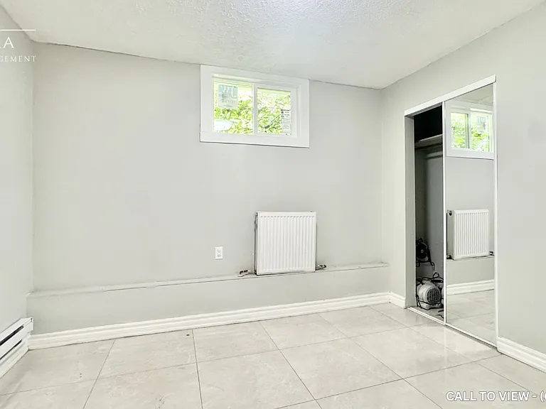 457 King St E #3 — Photo 2