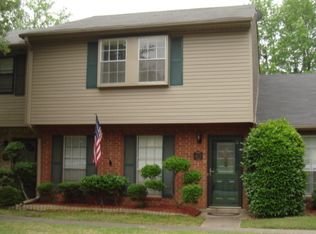 612 Greenbriar Dr, Pine Bluff, AR 71603
