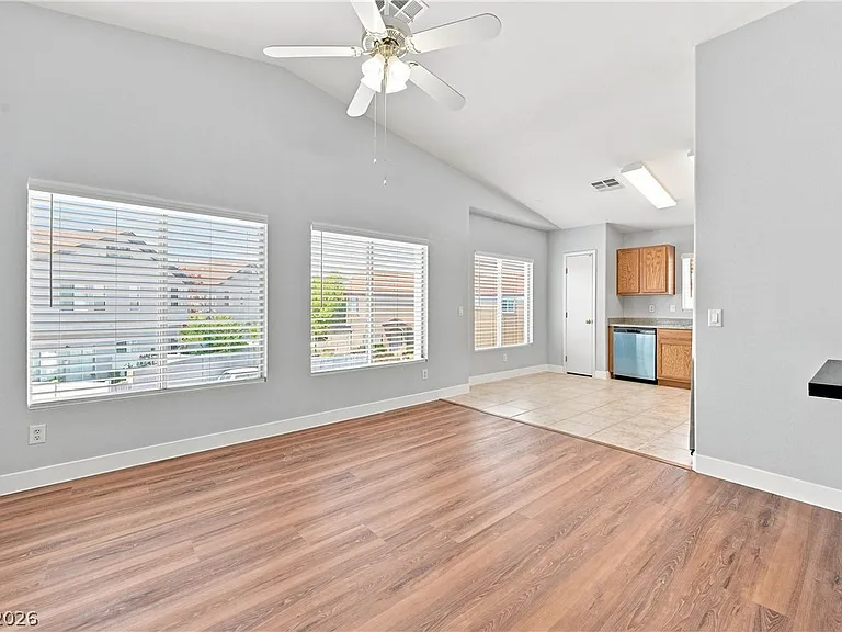 6060 Allred Pl #101 — Photo 2
