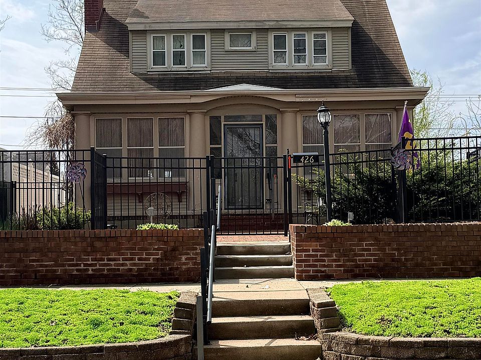 1st image of 426 Avenue F