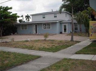 83 Davis Rd, Palm Springs, FL 33461