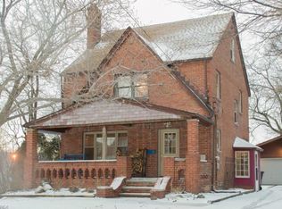 1407 Rockefeller Rd, Wickliffe, OH 44092