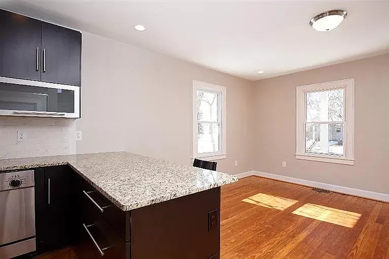 236 Lincoln Ave — Photo 8