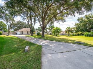 3005 Gentle Breezes Ct, Melbourne, FL 32934