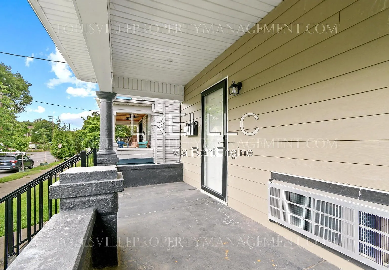 1 bed, 1.0 bath, 650 sqft, $850 — Photo 2