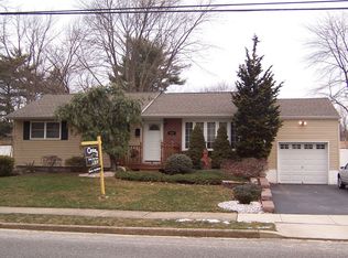 245 Burlington Ave, Spotswood, NJ 08884