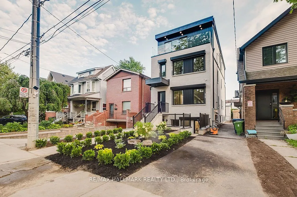 3 bed, $2,980 — Photo 2