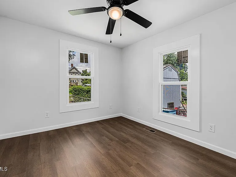 1007 Spring St — Photo 22
