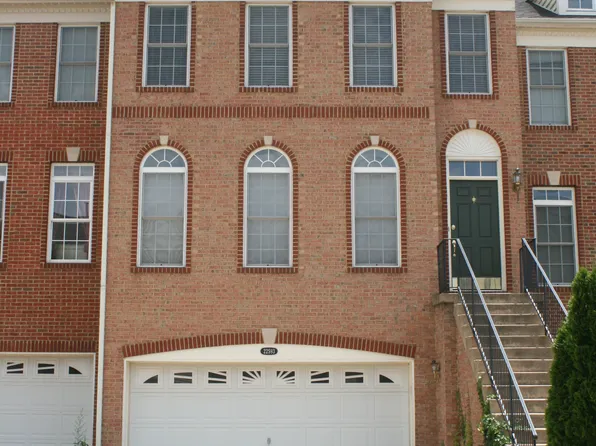 22593 Welborne Manor Sq, Ashburn, VA 20148