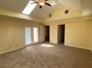 4923 Silver Frost Dr, Houston, TX 77066