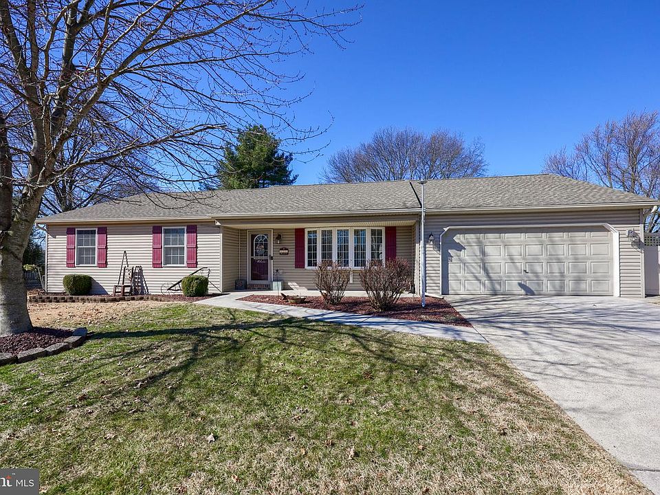 1st image of 2552 Manor Rd