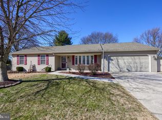 2552 Manor Rd, York, PA