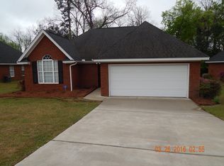 446 Orangepark Dr, Orangeburg, SC 29115