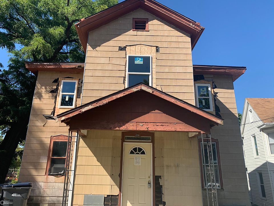 2nd image of 1116 University Pl